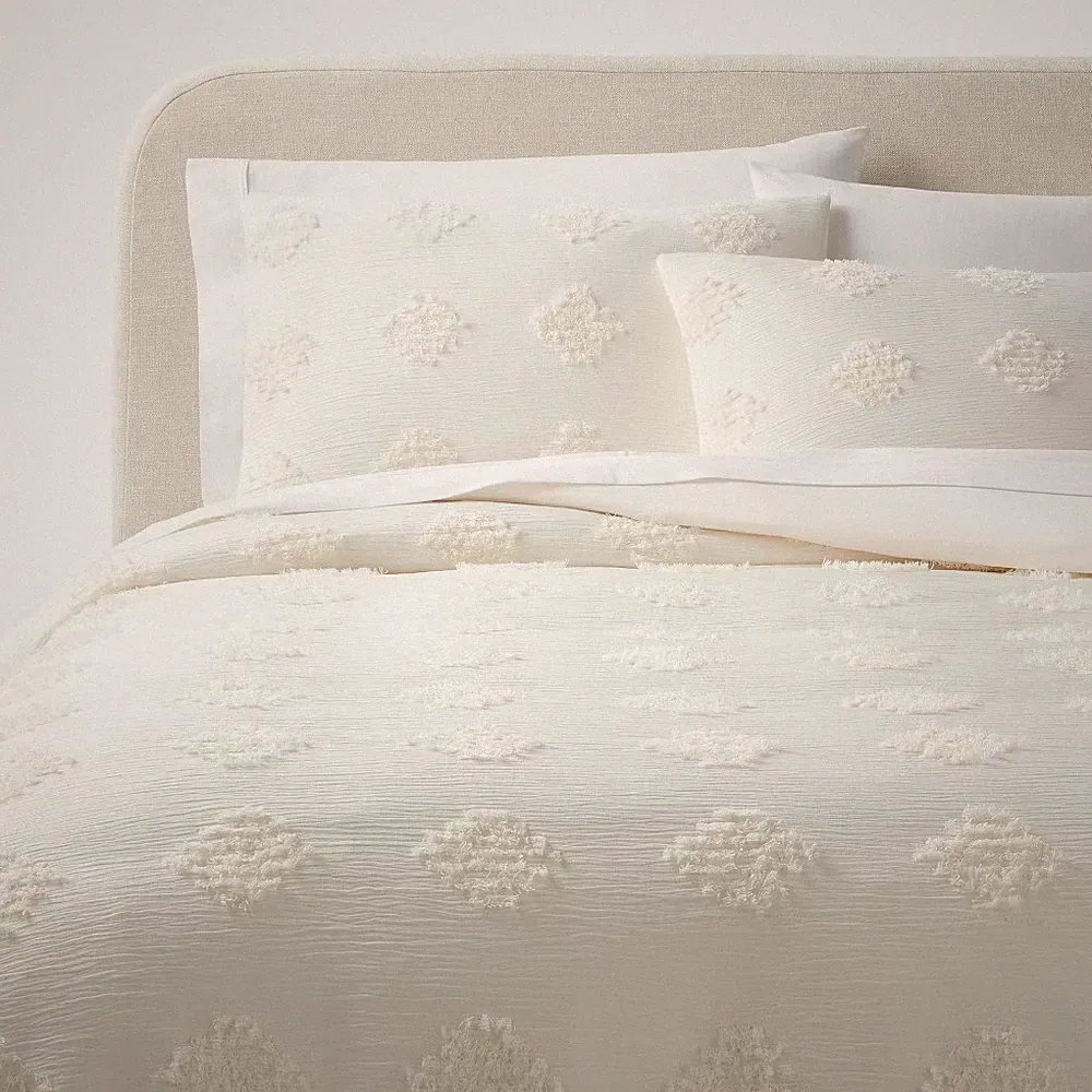 Full/Queen Tufted Diamond Crinkle Duvet Cover and Sham Set Ivory - Threshold